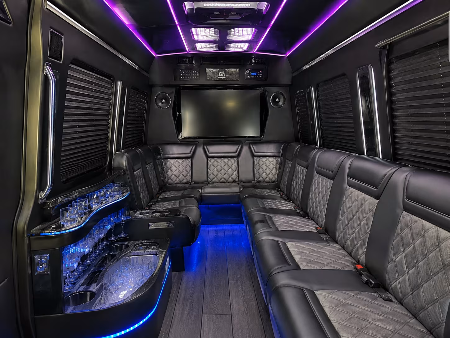 airport shuttle buses for wedding guests flying into houston