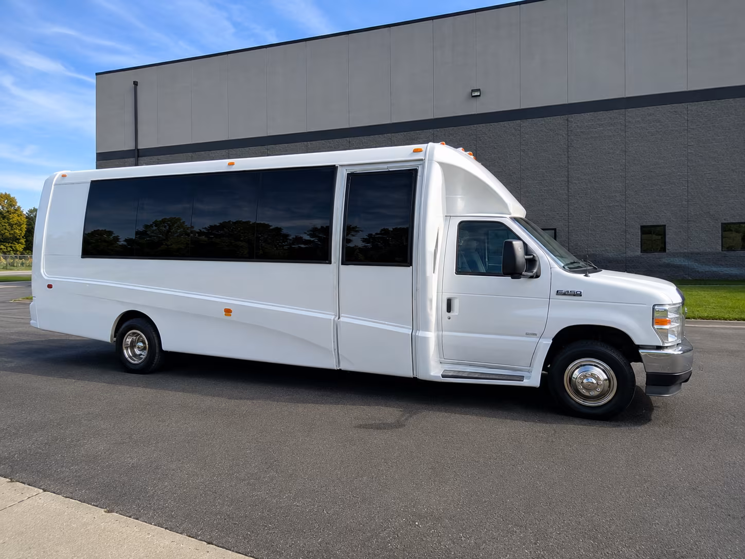 pasadena employee transportation onboard seating